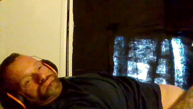 Snapshot of Cum515088 chatting on 06-23-26, 12:14 Cum515088 online show from 06-23-26, 12:14