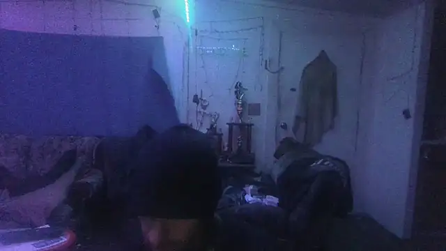 Poundtown1226 online show from 01-15-26, 04:16