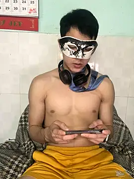 anhkiet huang online show from 10-23-25, 04:33