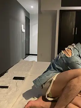 anhkiet huang online show from 10-18-25, 03:14