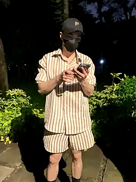 anhkiet huang online show from 10-12-25, 03:02