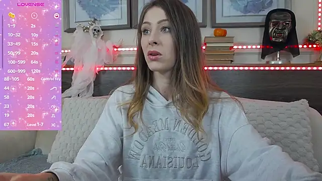 MuseDollX online show from 10-29-25, 07:57