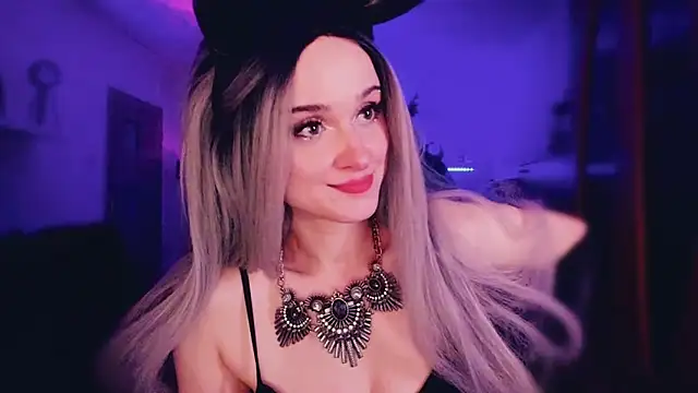 MistressJolie online show from 12-23-25, 07:40