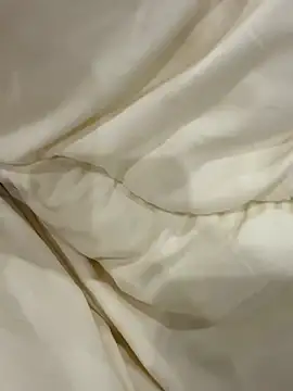 xiaoxun520 online show from 11-01-25, 04:34