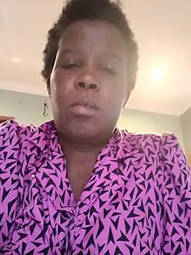 Snapshot of sweetdebbiexxxx chatting on 09-25-25, 12:11 sweetdebbiexxxx online show from 09-25-25, 12:11