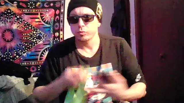 Eyelisss online show from 11-30-25, 08:59