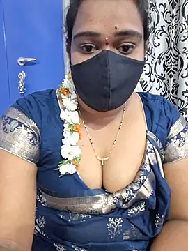 Snapshot of sujuta chatting on 06-10-26, 03:57 sujuta online show from 06-10-26, 03:57