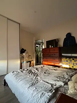 Stelan690 online show from 10-18-25, 08:27