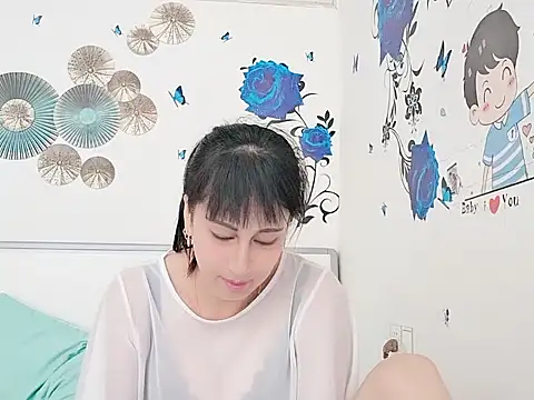 xiaohua2563 online show from 09-09-25, 06:45