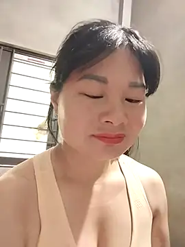 kute-00 online show from 11-25-25, 06:03