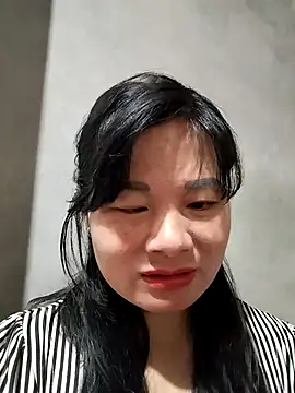 kute-00 online show from 11-29-25, 02:34