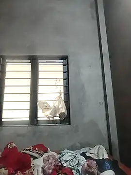 kute-00 online show from 12-23-25, 01:49