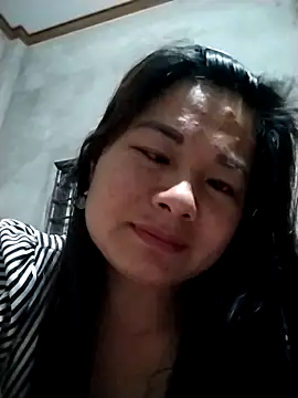Snapshot of kute-00 chatting on 05-04-26, 04:10 kute-00 online show from 05-04-26, 04:10