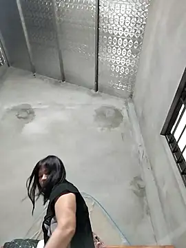 kute-00 online show from 12-16-25, 06:39