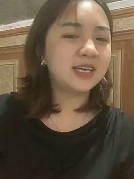 Snapshot of Lonnina chatting on 10-06-25, 09:10 Lonnina online show from 10-06-25, 09:10