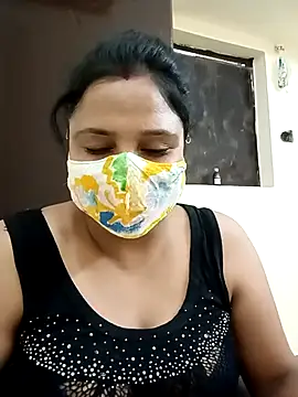 Snapshot of Shikha-mehra7 chatting on 10-04-25, 07:43 Shikha-mehra7 online show from 10-04-25, 07:43