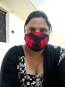 Shikha-mehra7 online show from 11-18-25, 07:33