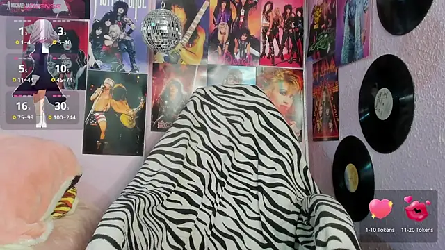 Avril Maria online show from 11-10-25, 06:57