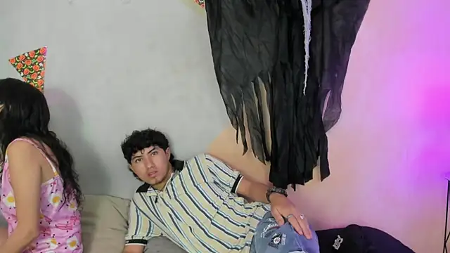 Laura and Kevin online show from 11-08-25, 01:47