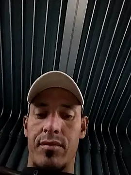 Snapshot of JuanD_vero chatting on 10-07-25, 05:08 JuanD vero online show from 10-07-25, 05:08