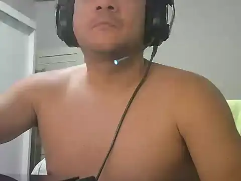 Miguelion2308 online show from 11-04-25, 02:04