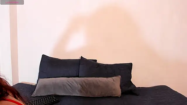 Lia Rousse0 online show from 02-14-26, 09:15