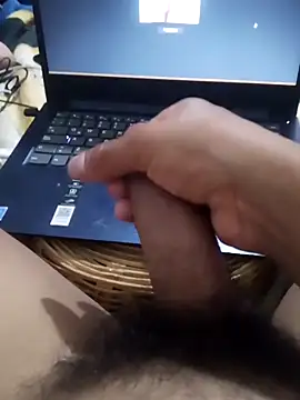 Snapshot of hourse252325 chatting on 02-13-26, 05:07 hourse252325 online show from 02-13-26, 05:07