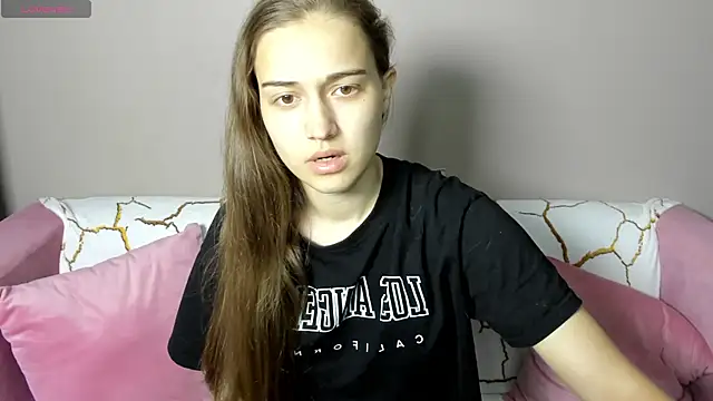 Alisa  Kelly online show from 09-13-25, 03:06