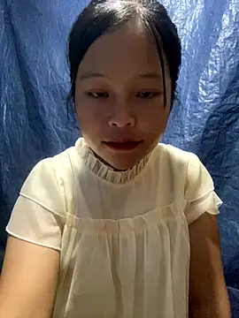 Snapshot of O_o_UwU_o_O chatting on 09-29-25, 02:40 O o UwU o O online show from 09-29-25, 02:40