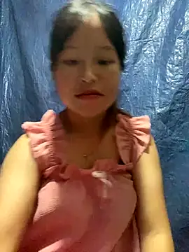 Snapshot of O_o_UwU_o_O chatting on 09-12-25, 06:13 O o UwU o O online show from 09-12-25, 06:13