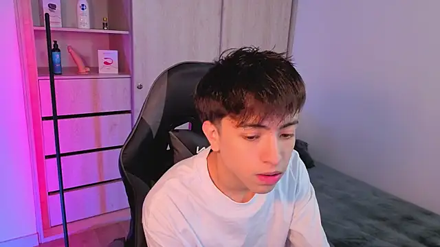 onlinenico online show from 09-23-25, 06:59