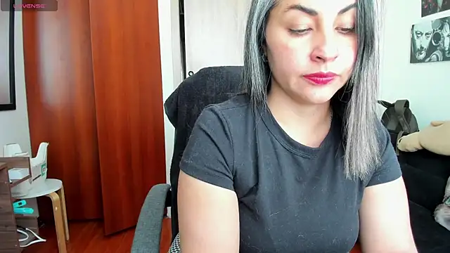 moonligth18 online show from 04-03-26, 08:59