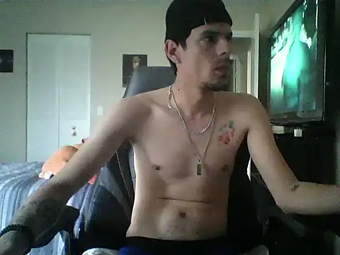 Snapshot of latinosatiro94 chatting on 02-02-26, 07:46 latinosatiro94 online show from 02-02-26, 07:46