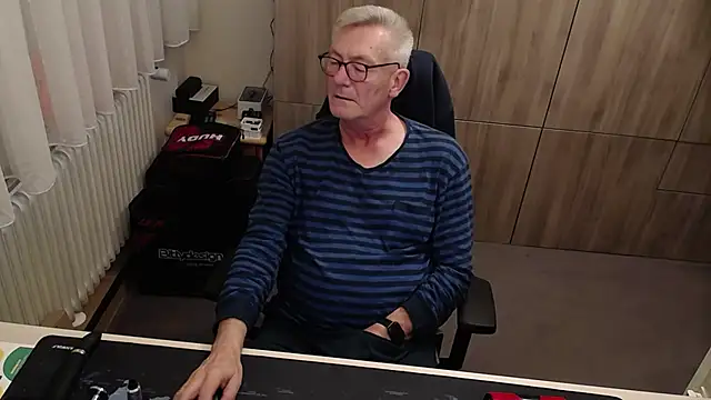 randyandy67 online show from 11-04-25, 09:07