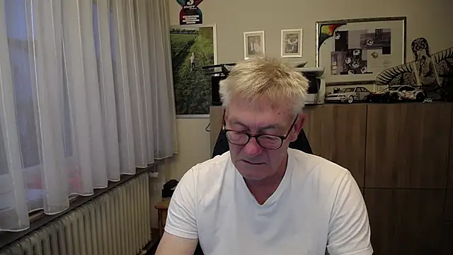 randyandy67 online show from 10-25-25, 06:12