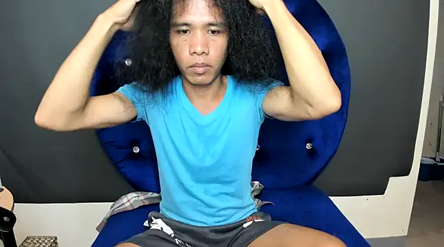 Snapshot of bigasianshane chatting on 02-14-25, 11:10 bigasianshane online show from 02-14-25, 11:10