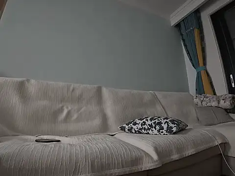 miniyellower online show from 10-13-25, 12:07