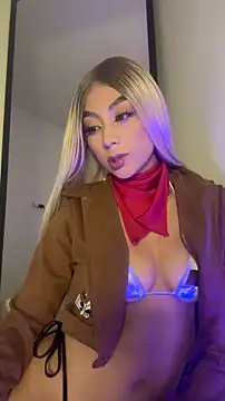 Snapshot of Tessa__Winslow chatting on 03-25-26, 06:13 Tessa Winslow online show from 03-25-26, 06:13