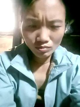 ngan-cute online show from 10-31-25, 03:58