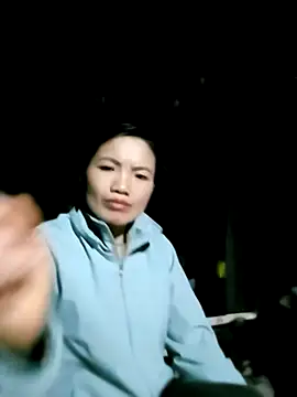 ngan-cute online show from 11-02-25, 11:32