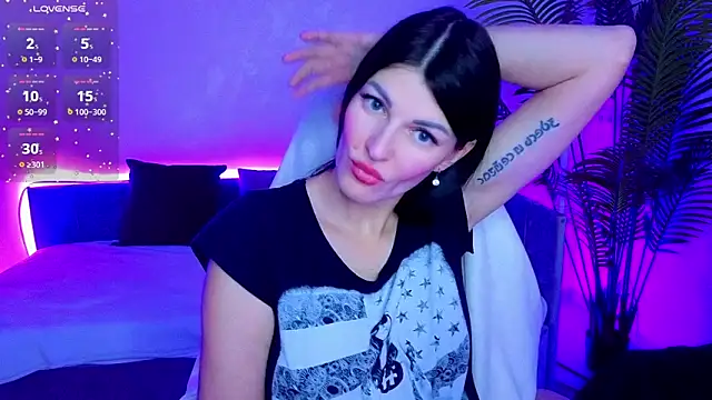 O1d Lady online show from 11-30-25, 08:48