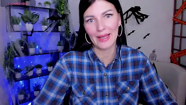 O1d Lady online show from 11-06-25, 08:40