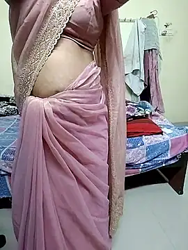 Snapshot of tamilmaha12 chatting on 03-19-26, 07:03 tamilmaha12 online show from 03-19-26, 07:03