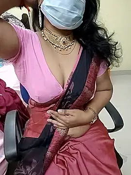 Snapshot of tamilmaha12 chatting on 11-12-25, 08:45 tamilmaha12 online show from 11-12-25, 08:45