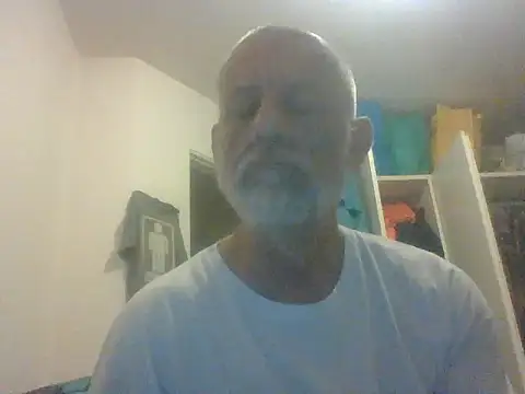 Snapshot of Pigna16PSRN chatting on 07-05-26, 08:05 Pigna16PSRN online show from 07-05-26, 08:05
