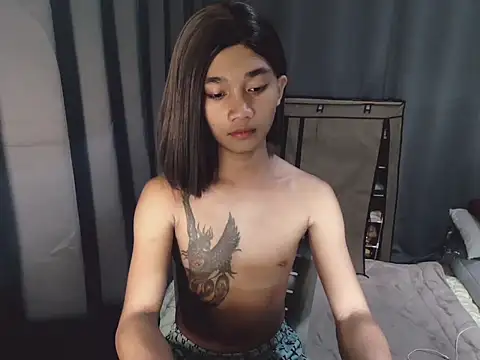 Petite HugeCock online show from 11-23-25, 11:42