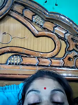 Snapshot of Kavya_hot chatting on 12-18-25, 08:19 Kavya hot online show from 12-18-25, 08:19