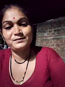 Snapshot of Kavya_hot chatting on 10-12-25, 03:24 Kavya hot online show from 10-12-25, 03:24