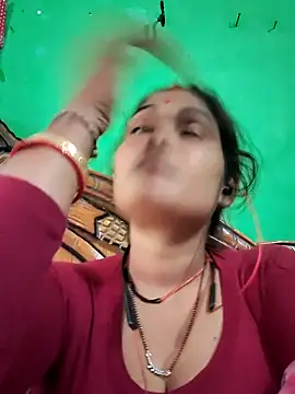 Snapshot of Kavya_hot chatting on 10-28-25, 06:45 Kavya hot online show from 10-28-25, 06:45