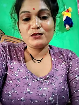 Snapshot of Kavya_hot chatting on 11-10-25, 07:13 Kavya hot online show from 11-10-25, 07:13